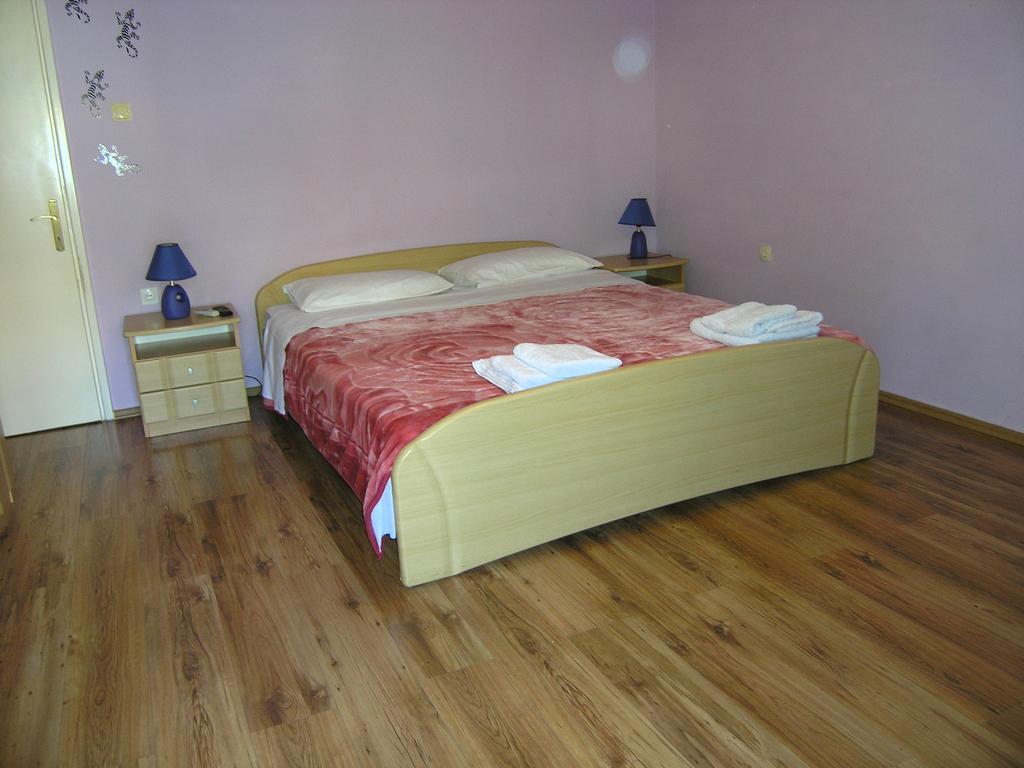 Apartment Julija Krk Town Dış mekan fotoğraf