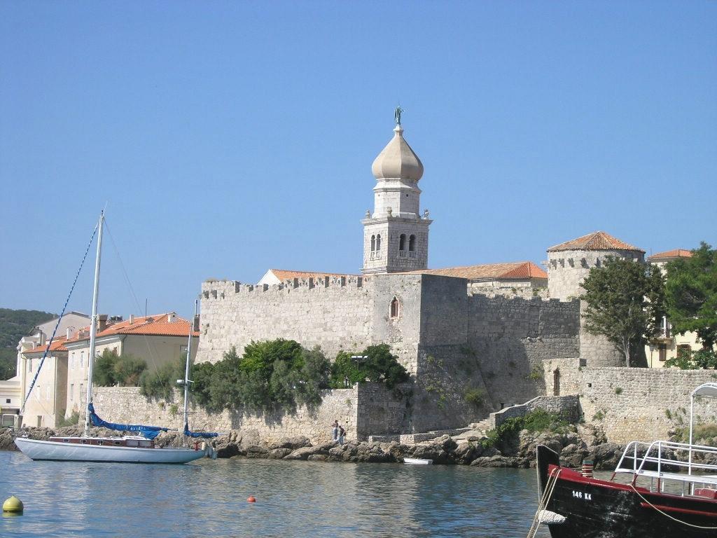 Apartment Julija Krk Town Dış mekan fotoğraf